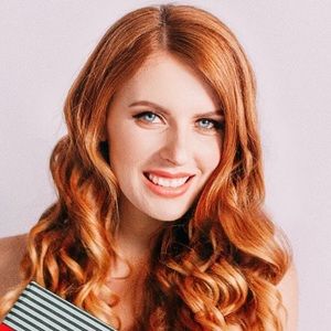 Meet your Posher, Alina